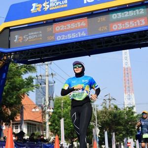 Race photo from SURABAYA ISOPLUS MARATHON 2026