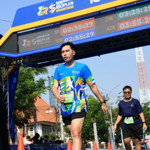 Race photo from SURABAYA ISOPLUS MARATHON 2026