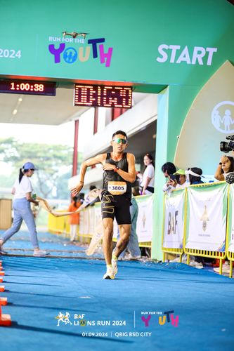 Race photo from BAF LIONS RUN 2024