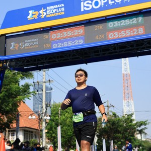 Race photo from SURABAYA ISOPLUS MARATHON 2026