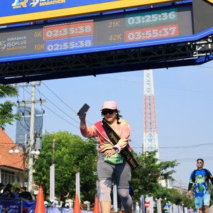 Race photo from SURABAYA ISOPLUS MARATHON 2026