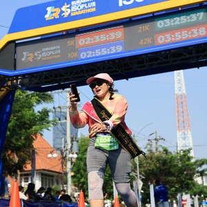 Race photo from SURABAYA ISOPLUS MARATHON 2026