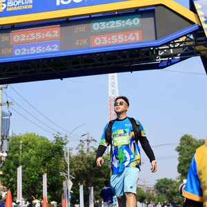 Race photo from SURABAYA ISOPLUS MARATHON 2026
