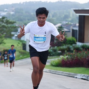 Race photo from BOGORUN 2026