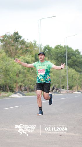 Race photo from Arutmin Borneo Run 2024