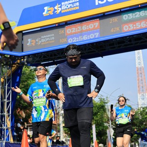 Race photo from SURABAYA ISOPLUS MARATHON 2026