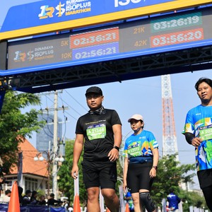 Race photo from SURABAYA ISOPLUS MARATHON 2026