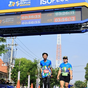 Race photo from SURABAYA ISOPLUS MARATHON 2026