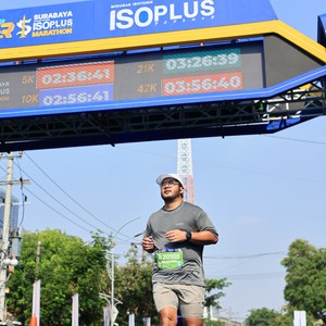 Race photo from SURABAYA ISOPLUS MARATHON 2026