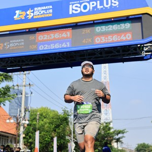 Race photo from SURABAYA ISOPLUS MARATHON 2026