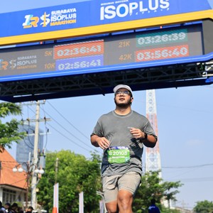 Race photo from SURABAYA ISOPLUS MARATHON 2026
