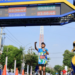 Race photo from SURABAYA ISOPLUS MARATHON 2026