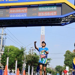 Race photo from SURABAYA ISOPLUS MARATHON 2026
