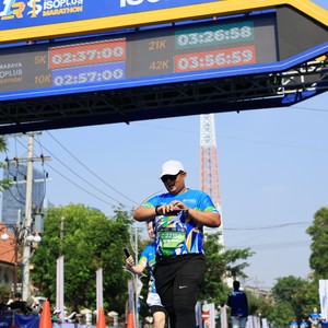 Race photo from SURABAYA ISOPLUS MARATHON 2026