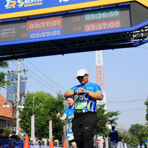 Race photo from SURABAYA ISOPLUS MARATHON 2026