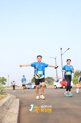 Race photo from ISOPlus Run 2024 Jakarta