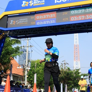 Race photo from SURABAYA ISOPLUS MARATHON 2026