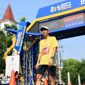 Race photo from SURABAYA ISOPLUS MARATHON 2026