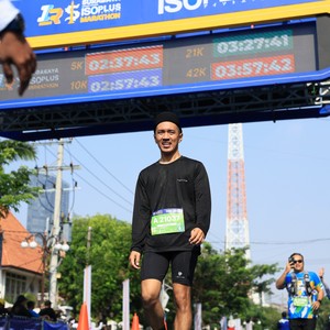 Race photo from SURABAYA ISOPLUS MARATHON 2026
