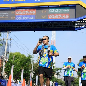 Race photo from SURABAYA ISOPLUS MARATHON 2026