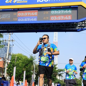 Race photo from SURABAYA ISOPLUS MARATHON 2026