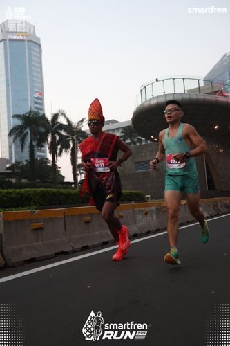 Race photo from Smartfren Run 2025 