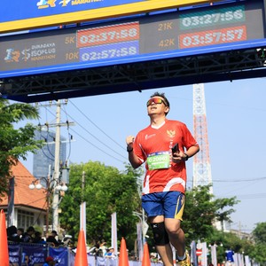 Race photo from SURABAYA ISOPLUS MARATHON 2026