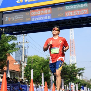 Race photo from SURABAYA ISOPLUS MARATHON 2026