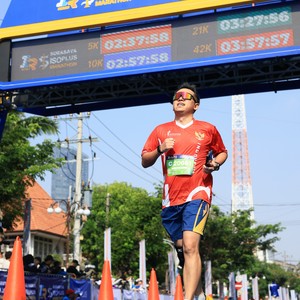 Race photo from SURABAYA ISOPLUS MARATHON 2026