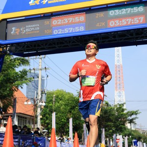 Race photo from SURABAYA ISOPLUS MARATHON 2026