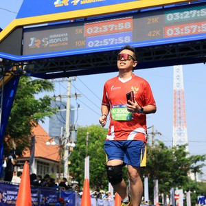 Race photo from SURABAYA ISOPLUS MARATHON 2026