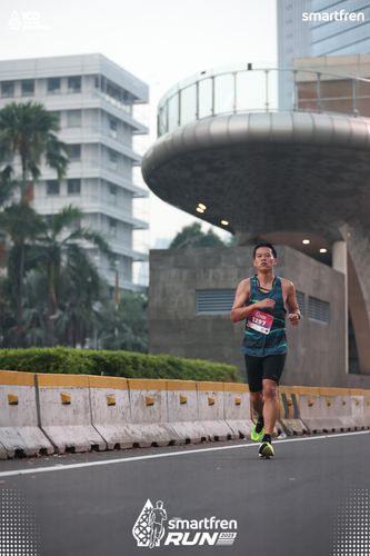 Race photo from Smartfren Run 2025 