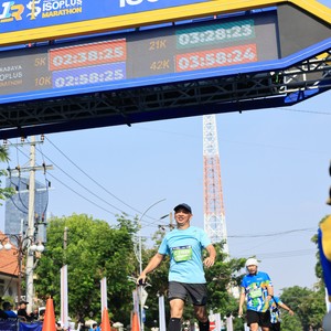 Race photo from SURABAYA ISOPLUS MARATHON 2026