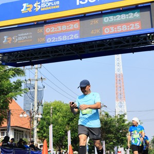Race photo from SURABAYA ISOPLUS MARATHON 2026