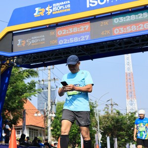 Race photo from SURABAYA ISOPLUS MARATHON 2026