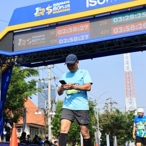Race photo from SURABAYA ISOPLUS MARATHON 2026