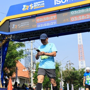 Race photo from SURABAYA ISOPLUS MARATHON 2026