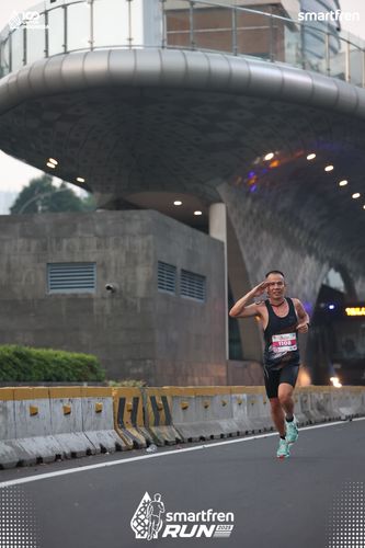 Race photo from Smartfren Run 2025 