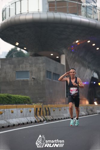 Race photo from Smartfren Run 2025 