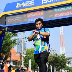 Race photo from SURABAYA ISOPLUS MARATHON 2026