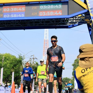 Race photo from SURABAYA ISOPLUS MARATHON 2026