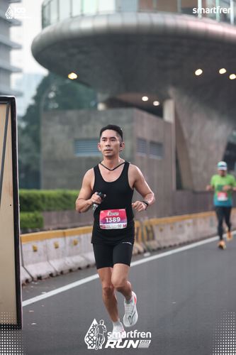 Race photo from Smartfren Run 2025 