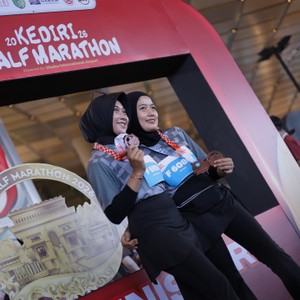 Race photo from KEDIRI HALF MARATHON 2026