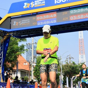 Race photo from SURABAYA ISOPLUS MARATHON 2026