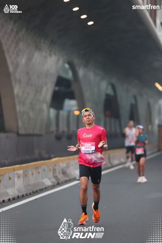 Race photo from Smartfren Run 2025 