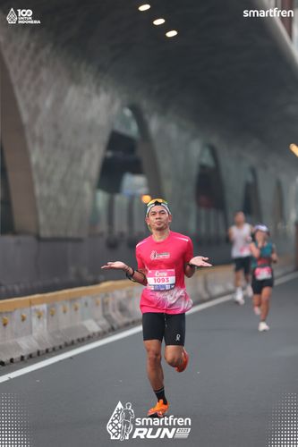 Race photo from Smartfren Run 2025 