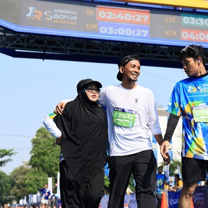 Race photo from SURABAYA ISOPLUS MARATHON 2026
