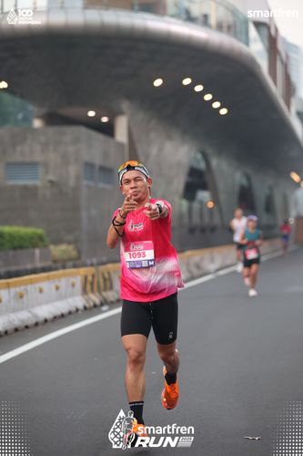 Race photo from Smartfren Run 2025 