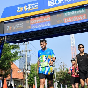 Race photo from SURABAYA ISOPLUS MARATHON 2026