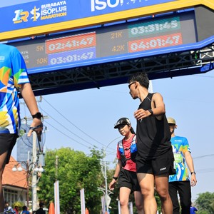 Race photo from SURABAYA ISOPLUS MARATHON 2026